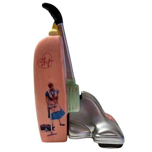 I Love Lucy Vacuum Cleaner Salt & Pepper Shaker Set (2007, Vandor) Rare & HTF - Picture 4 of 6